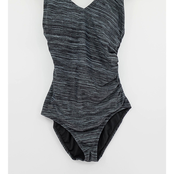 Speedo Swimsuit One Piece Womens 6 Gray Striped Ruched Comfort Modest - Picture 4 of 16